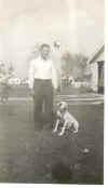 Roger Weir & his pointer hunting dog late 1940s.jpg (784512 bytes)
